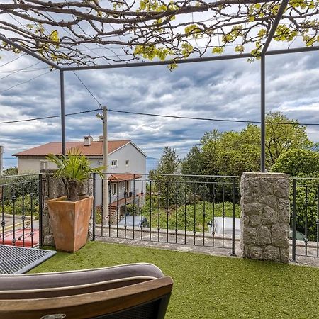 Appartement Kostabela - Sea View à Rijeka Extérieur photo