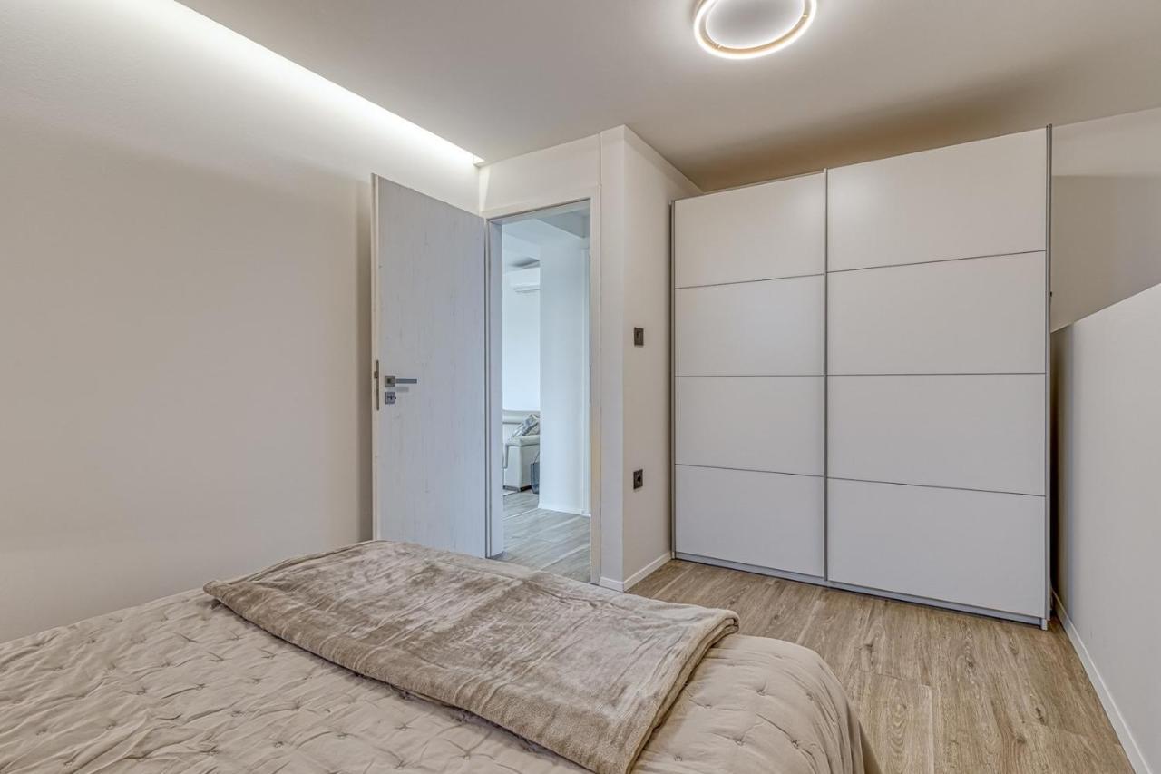 Appartement Kostabela - Sea View à Rijeka Extérieur photo